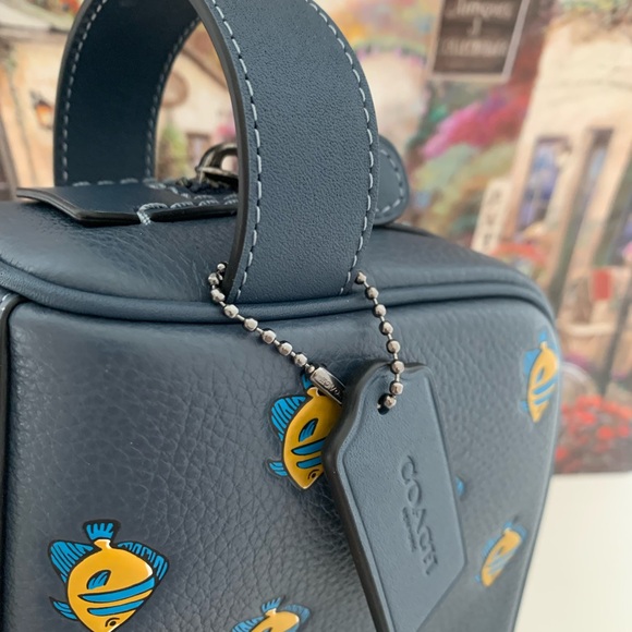 Coach Small Travel Kit With Fish Print NWT - Picture 5 of 14